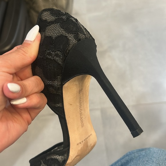 Manolo Blahnik - Picture 6 of 7